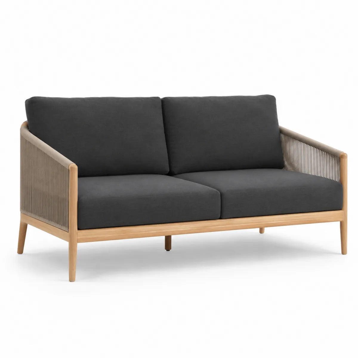 Dwuosobowa sofa z szarą tkaniną i drewnem tekowym